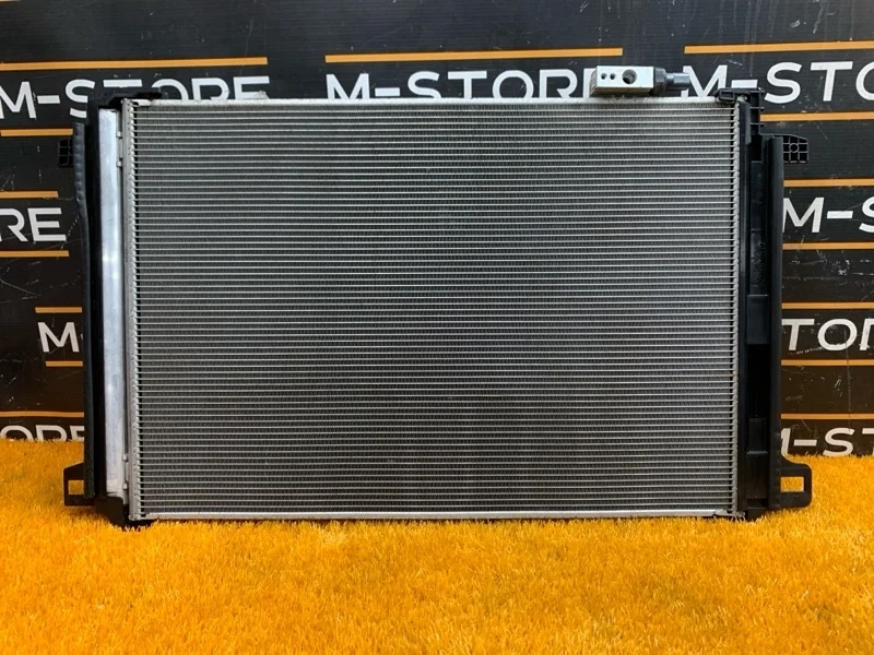 Радиатор кондиционера Mercedes-Benz C-Class 2009 A2045000654 W204 272.947