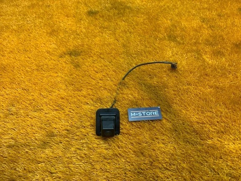 Камера заднего вида Mercedes-Benz S-Class 2007 A2218203397 W221 273.961