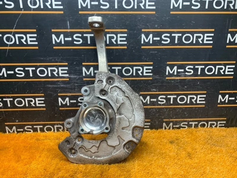 Кулак поворотный Mercedes-Benz C-Class 2014 A2053322200 W205 274.920, передний правый