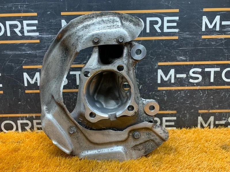 Кулак поворотный Bmw 3-Series 2013 31216792287 F30 N20B20B, передний левый