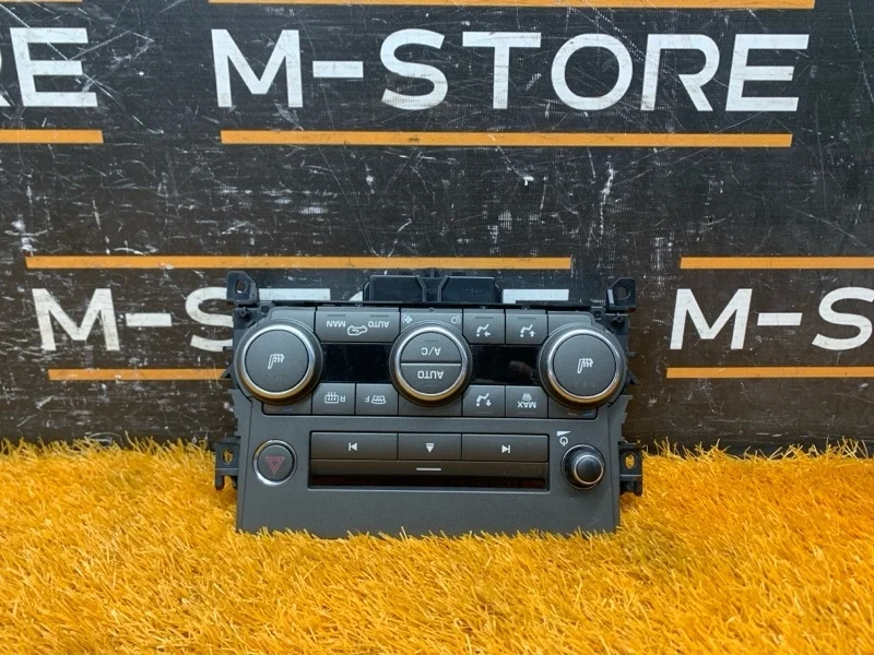 Блок управления климат-контролем Land Rover Range Rover Evoque 2012 LR028193 L538 204PT