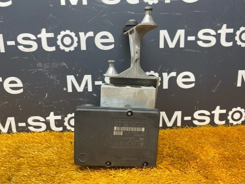 Блок ABS Mercedes-Benz C-Class 2006 A0365454032 W203 271.940