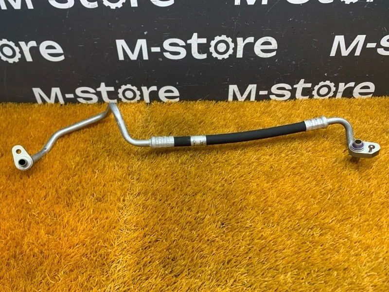 Трубка кондиционера Mercedes-Benz C-Class 2015 A2058300015 W205 274.920