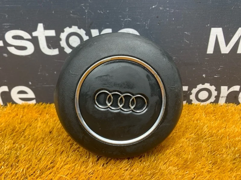 Подушка безопасности водителя Audi A6 4G0880201B C7