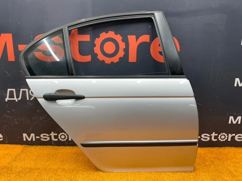 Дверь Bmw 3-Series 2003 41527034154 E46 N42B20A, задняя правая