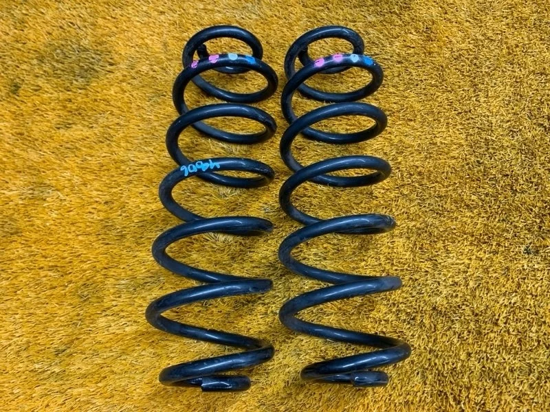 Пружина Audi Q5 2013 8R0511115BN 8R CNCD, задняя