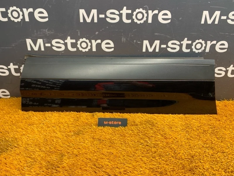 Молдинг на дверь Porsche Cayenne 2013 7P5837788G 958 5502, задний правый