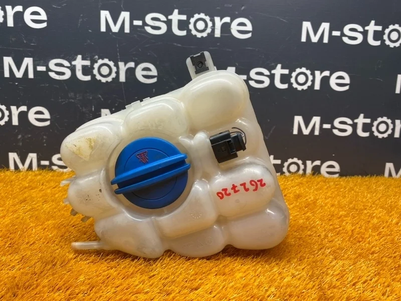 Бачок расширительный Volkswagen Touareg 2011 7P0121407 7P CGRA