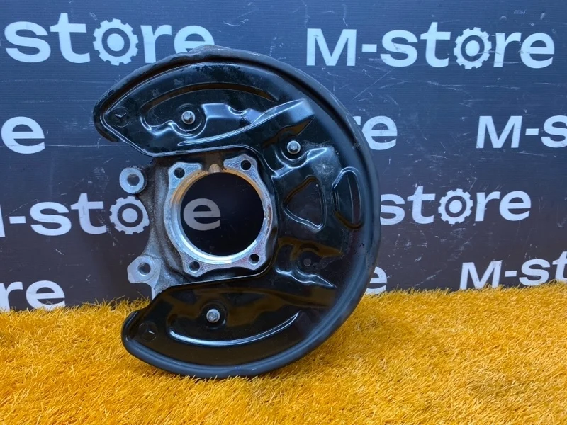 Кулак поворотный Mercedes-Benz C-Class 2014 A2053500141 W205 274.920, задний левый