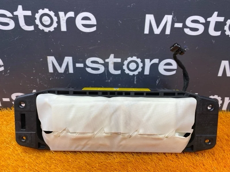 Подушка безопасности пассажирская Mercedes-Benz C-Class 2014 A2058600002 W205 274.920