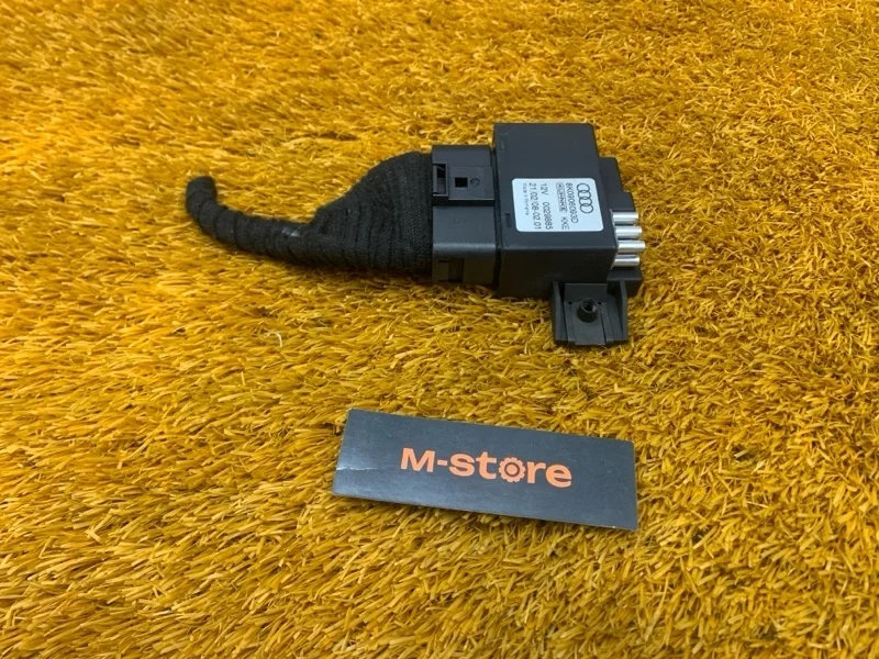 Блок управления топливным насосом Audi A4 2008 8K0906093D B8/8K CABB