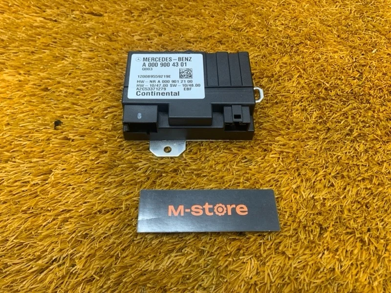 Блок управления топливным насосом Mercedes-Benz E-Class 2012 A0009004301 W212 276.952