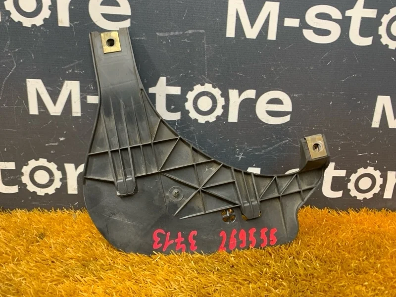 Кронштейн фары Audi A4 2004 8E0941454 B6/8E AMB, правый