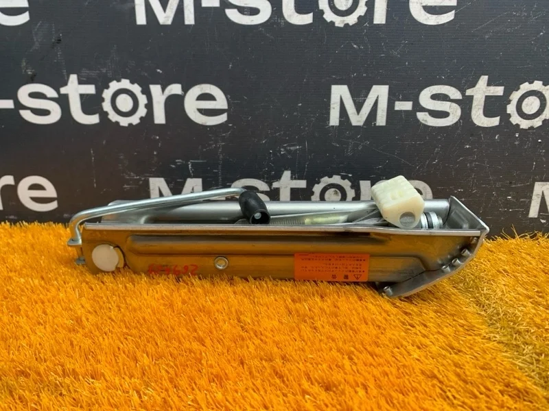 Домкрат Mercedes-Benz C-Class 2008 A2115830415 W204 271.950