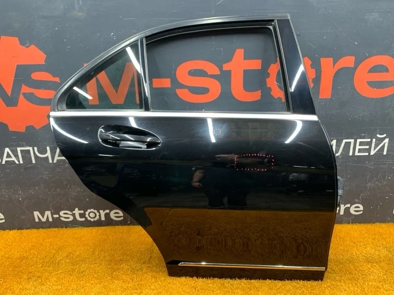 Дверь Mercedes-Benz C-Class 2008 A2047300205 W204 271.950, задняя правая