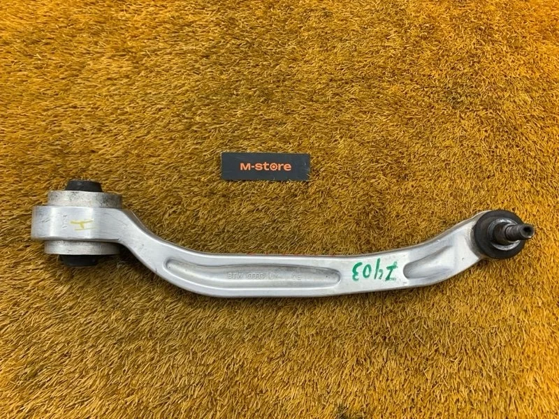 Рычаг подвески нижний Audi A6 2006 4F0407693H C6/4F BDW, передний левый