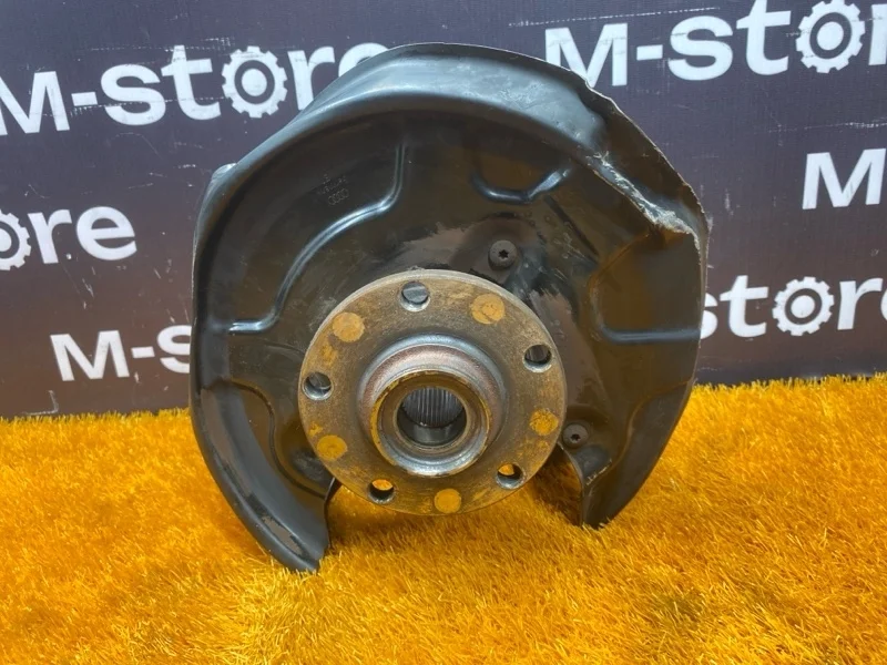 Ступица Audi A4 2004 8E0505432AL B6/8E AMB, задняя правая