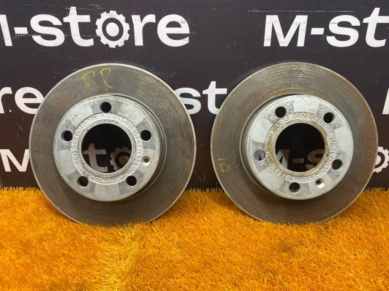 Диск тормозной Audi A4 2004 8E0615601P B6/8E AMB, задний