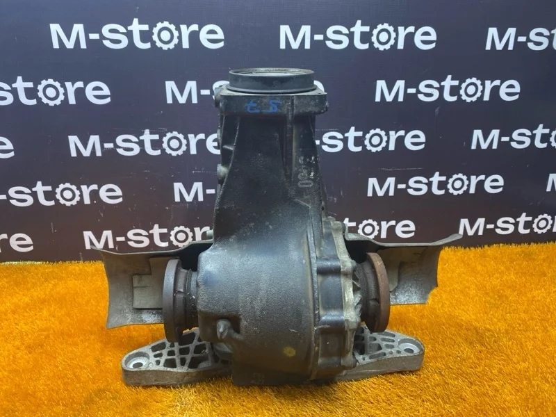 Редуктор Audi A4 2004 01R500044C B6/8E AMB, задний