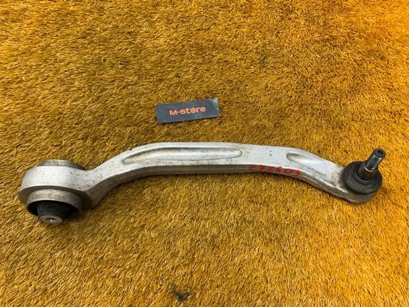 Рычаг подвески нижний Audi A6 2006 4F0407694H C6/4F BDW, передний правый