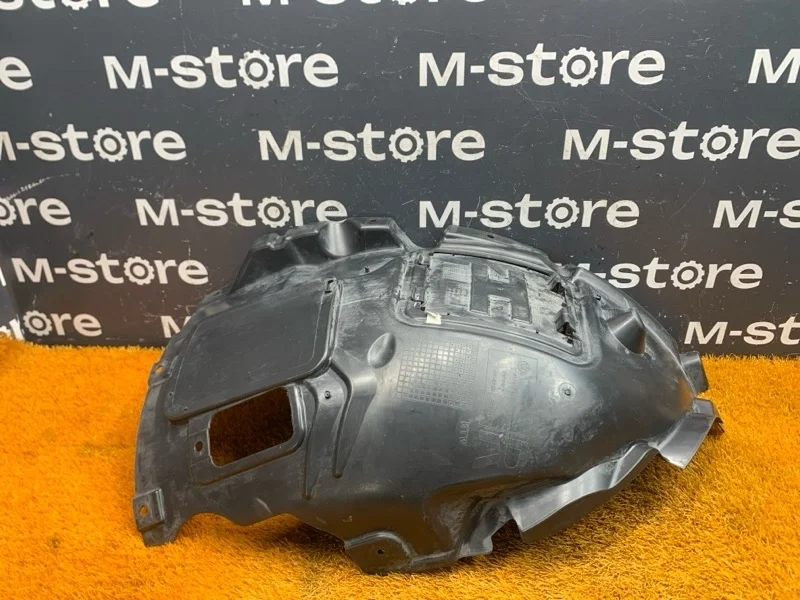 Подкрылок Bmw 1-Series 2014 51717260710 F20 N13B16A, передний правый