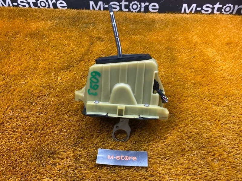 Селектор акпп Mercedes-Benz C-Class 2008 A2042673724 W204 271.950