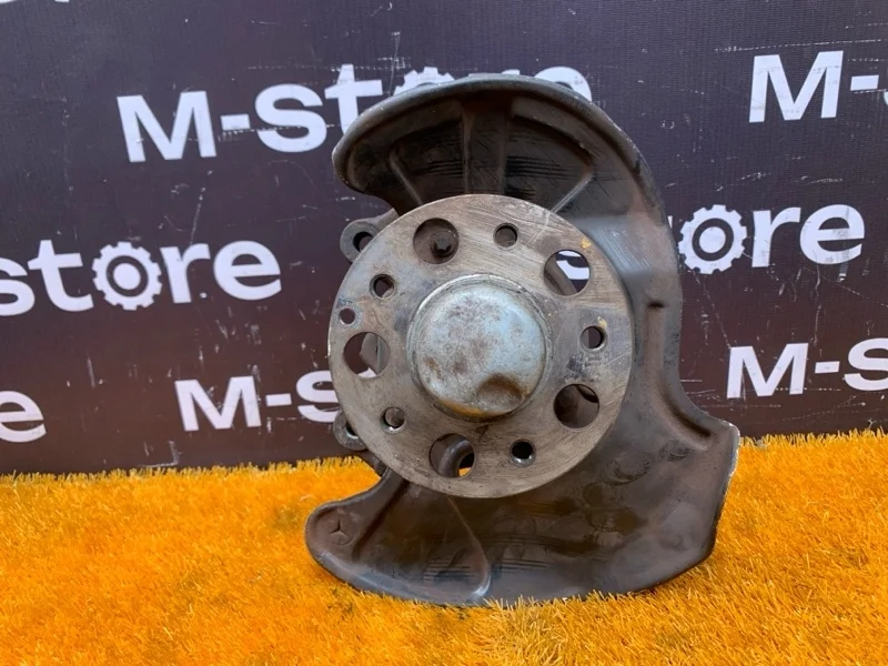 Ступица Mercedes-Benz C-Class 2001 A2043320201 W203 111.951, передняя правая