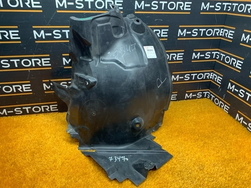 Подкрылок Mercedes-Benz C-Class 2007 A2046981230 W204 271.950, передний правый