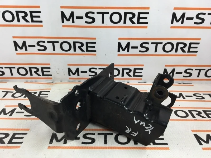 Кронштейн усилителя бампера Audi Q7 2007 4L0807134A 4LB BAR, передний правый