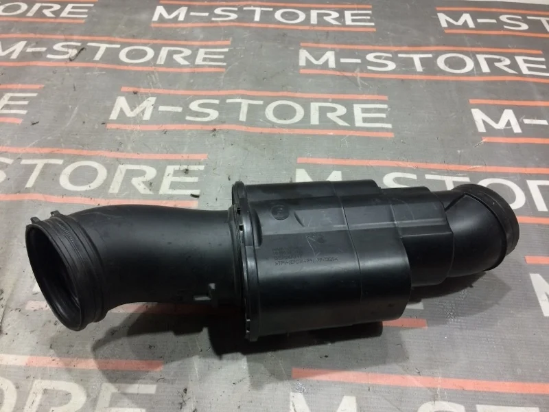 Патрубок воздухозаборника Bmw 5-Series 2011 13717612094 F10 N20B20B