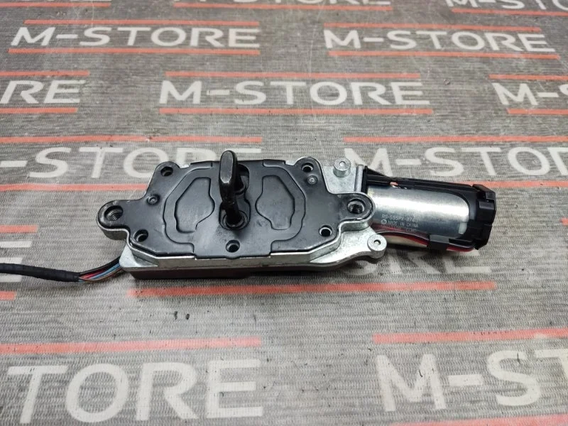 Доводчик крышки багажника Bmw X5 2007 51247175817 E70 N62B48B