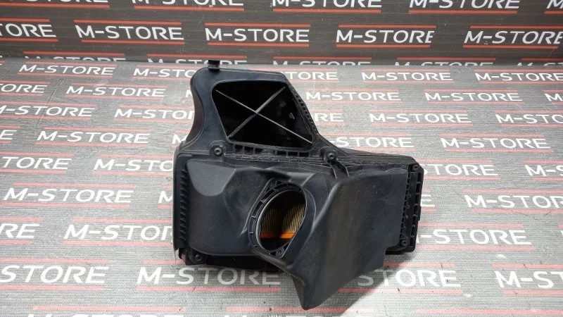 Корпус воздушного фильтра Audi Q5 2009 8K0133835AB 8R CDNC