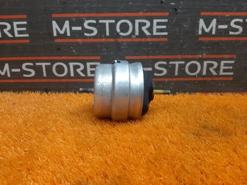 Подушка двигателя Audi A4 2007 8E0199382L B7/8E ALT