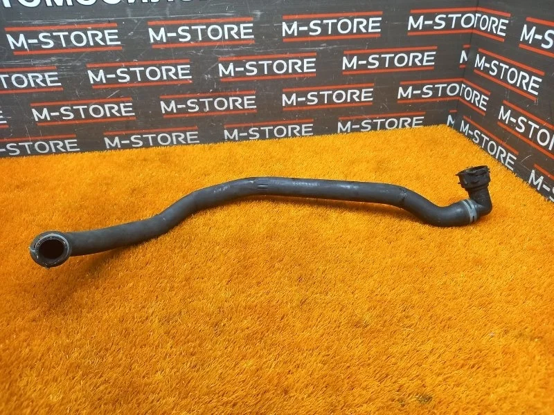 Патрубок радиатора нижний Volkswagen Tiguan 2012 5N0122051AB 5N CTHA