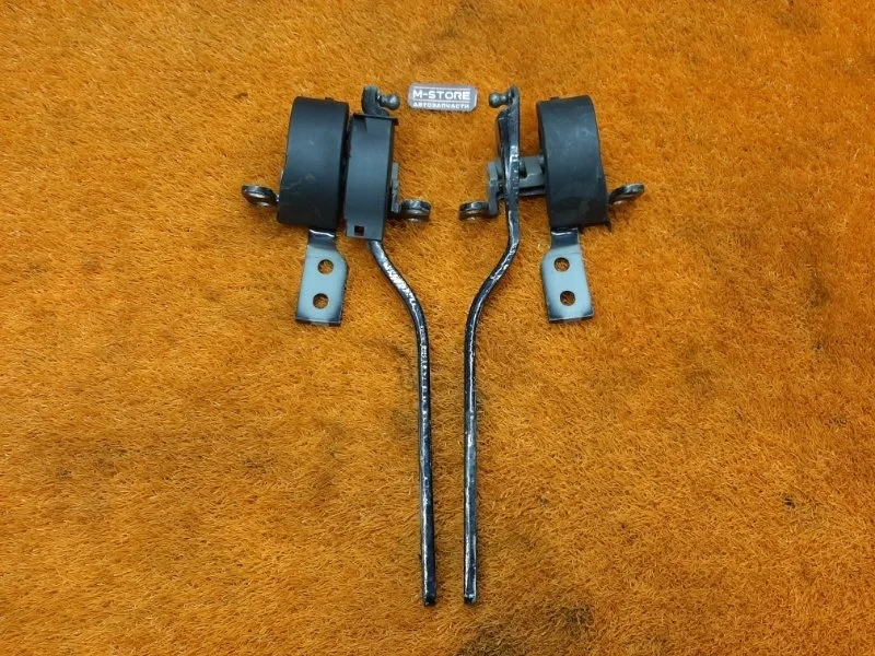 Петля багажника Porsche Cayenne 2008 7L5827301D 957 M5501