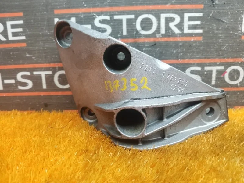 Кронштейн подушки двигателя Bmw 5-Series 22116781233 F10 N20B20B, левый