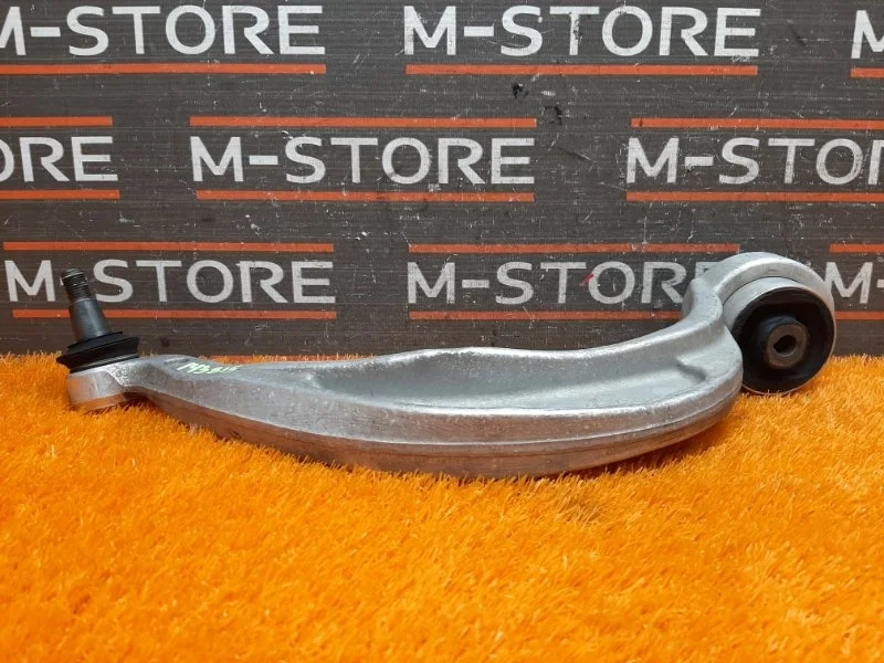 Рычаг подвески нижний Audi A5 2011 8K0407695F 8T CDNC, передний левый