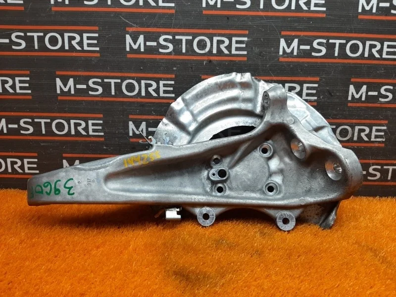 Кулак поворотный Bmw 5-Series 2011 31216775769 F10 N20B20B, передний левый