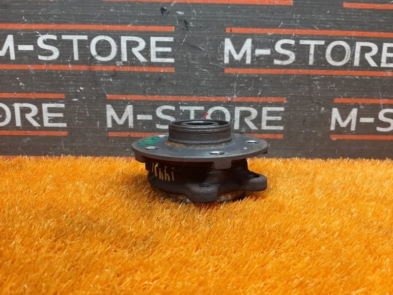 Ступица Audi A5 2011 8K0407615B 8T CDNC, передняя правая