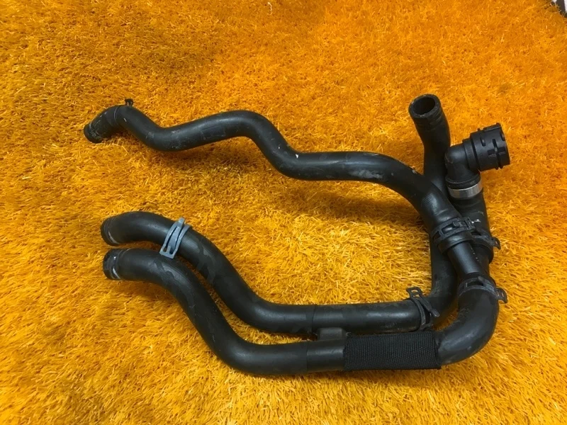 Патрубок системы охлаждения Volkswagen Passat 2012 3AA121156B B7 CAXA