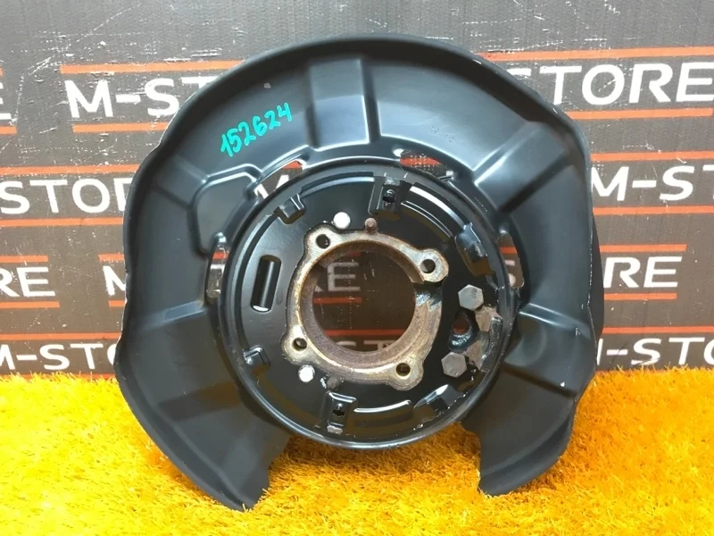 Кулак поворотный Bmw X1 2010 33326788049 E84 N46B20B, задний левый