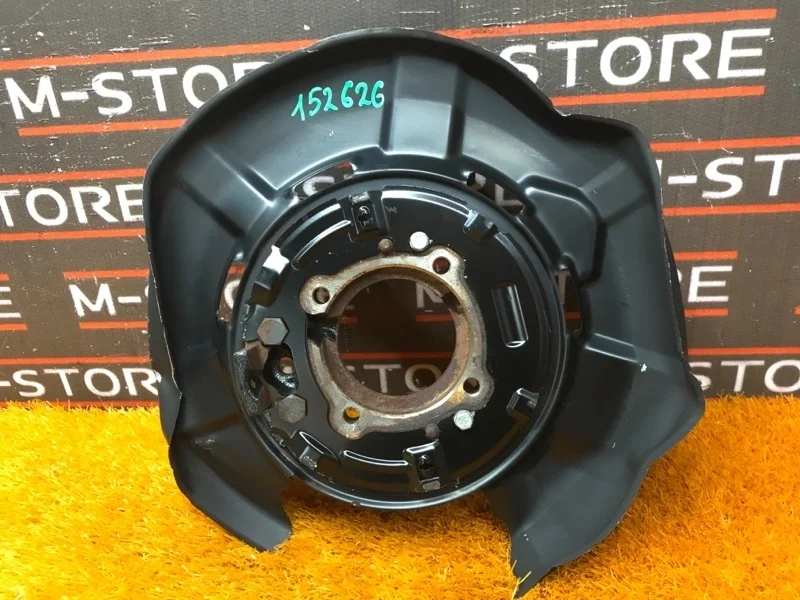 Кулак поворотный Bmw X1 2010 33326788050 E84 N46B20B, задний правый