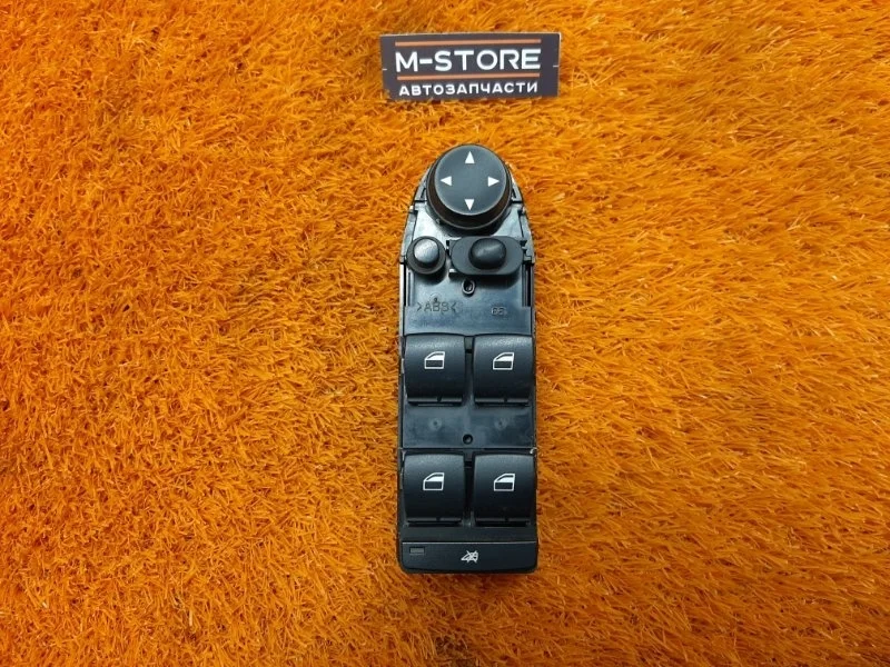 Блок управления стеклоподъемниками Bmw X1 2010 9216049 E84 N52B30A, передний правый