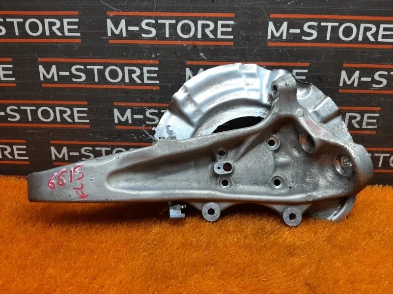 Кулак поворотный Bmw 5-Series 2010 31216775769 F10 N52B25A, передний левый