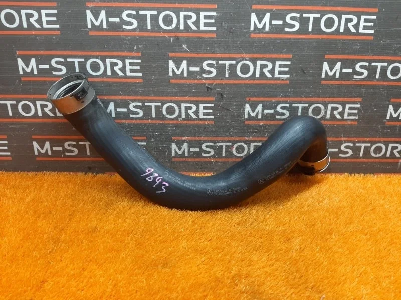 Патрубок интеркулера Mercedes-Benz C-Class 2013 A2045282682 W204 271.820, правый