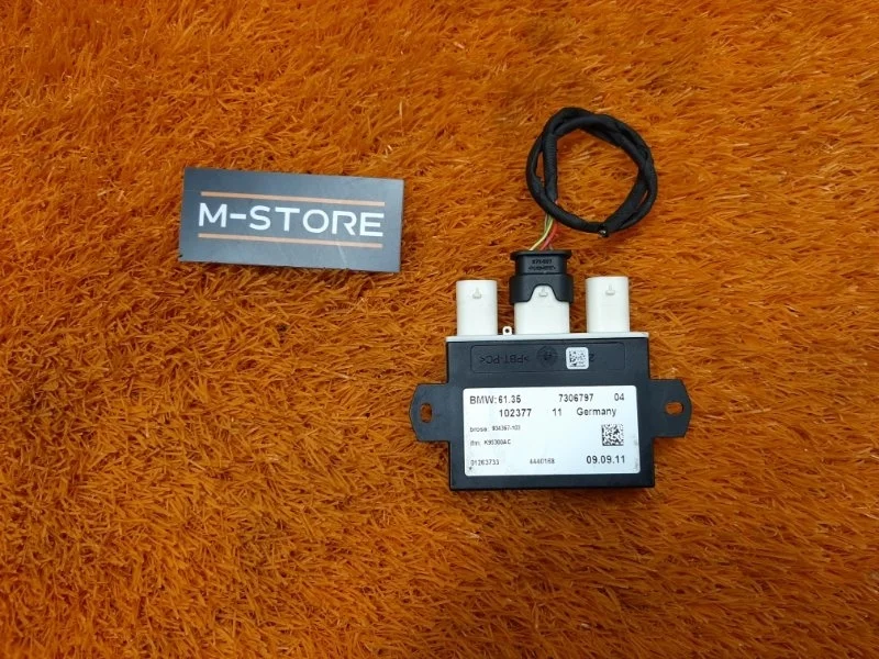 Блок управления крышкой багажника Bmw 5-Series 2010 61357306797 F10 N52B25A