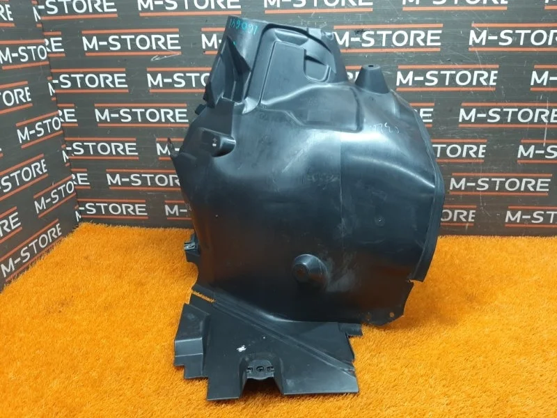 Подкрылок Mercedes-Benz C-Class 2007 A2046902830 W204 271.950, передний правый