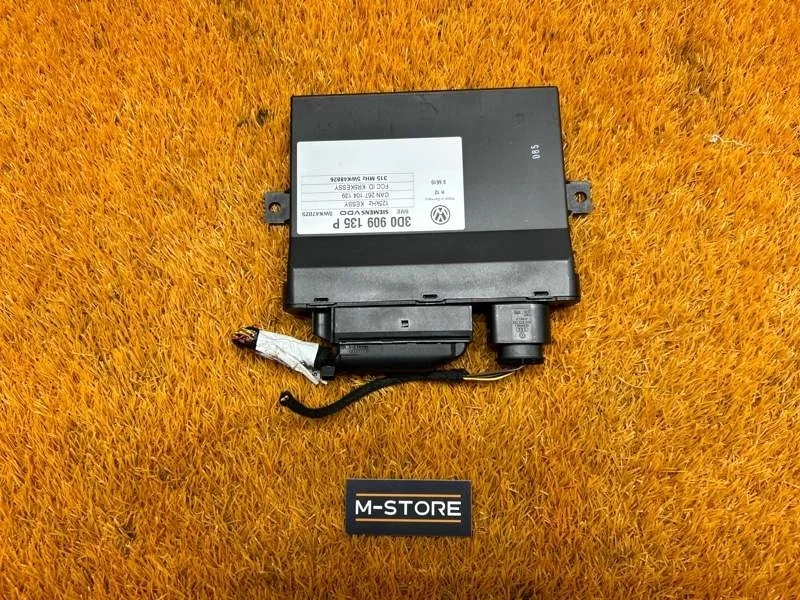 Блок управления центральным замком Volkswagen Touareg 2005 3D0909135P 7L BMV