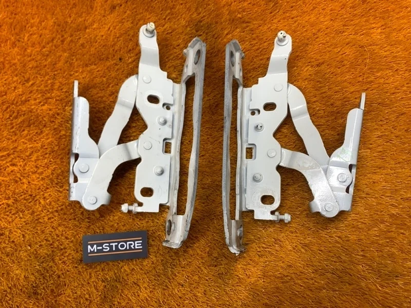 Петля капота Mercedes-Benz C-Class 2008 A2048800728 W204 271.950