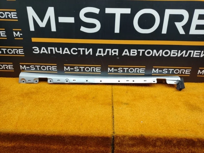 Накладка на порог Mercedes-Benz C-Class 2006 A2036900740 W203 271.946, левая